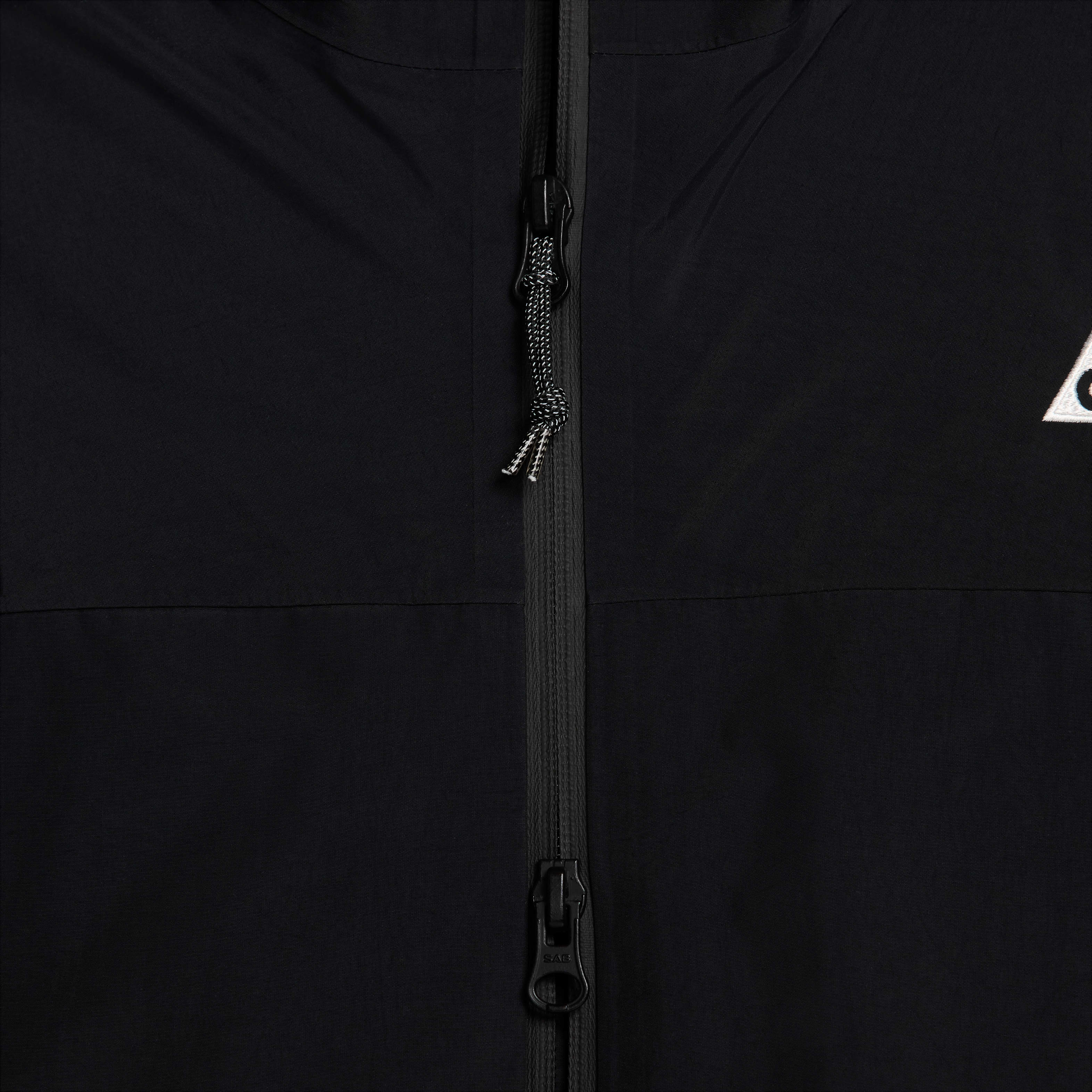 Nike ACG 